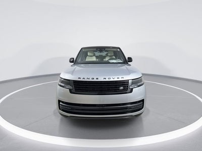 2025 Land Rover Range Rover SE