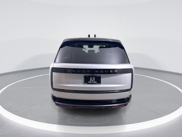 2025 Land Rover Range Rover SE