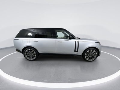 2025 Land Rover Range Rover SE
