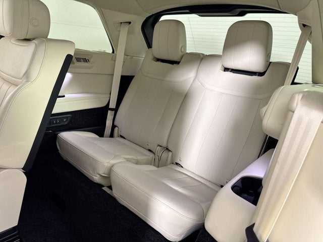 2024 Land Rover Range Rover SE