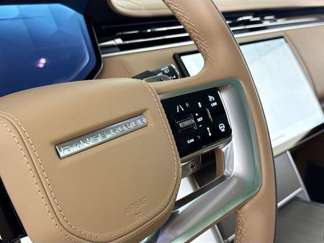 2026 Land Rover Range Rover SV