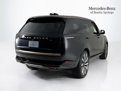 2026 Land Rover Range Rover SV