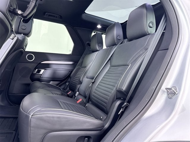 2024 Land Rover Discovery Dynamic SE