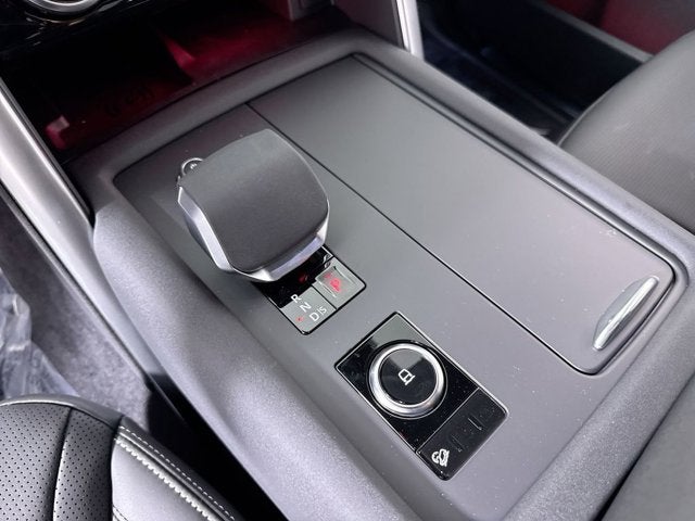 2025 Land Rover Discovery Dynamic SE