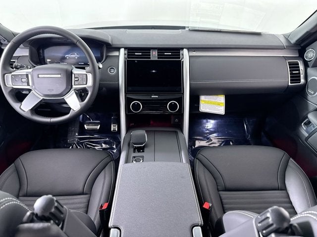 2025 Land Rover Discovery Dynamic SE