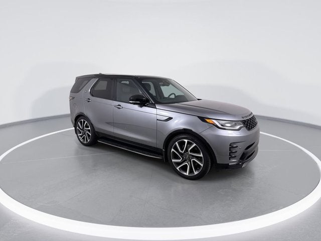2025 Land Rover Discovery Dynamic SE