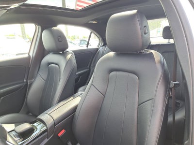 2022 Mercedes-Benz A 220 A 220