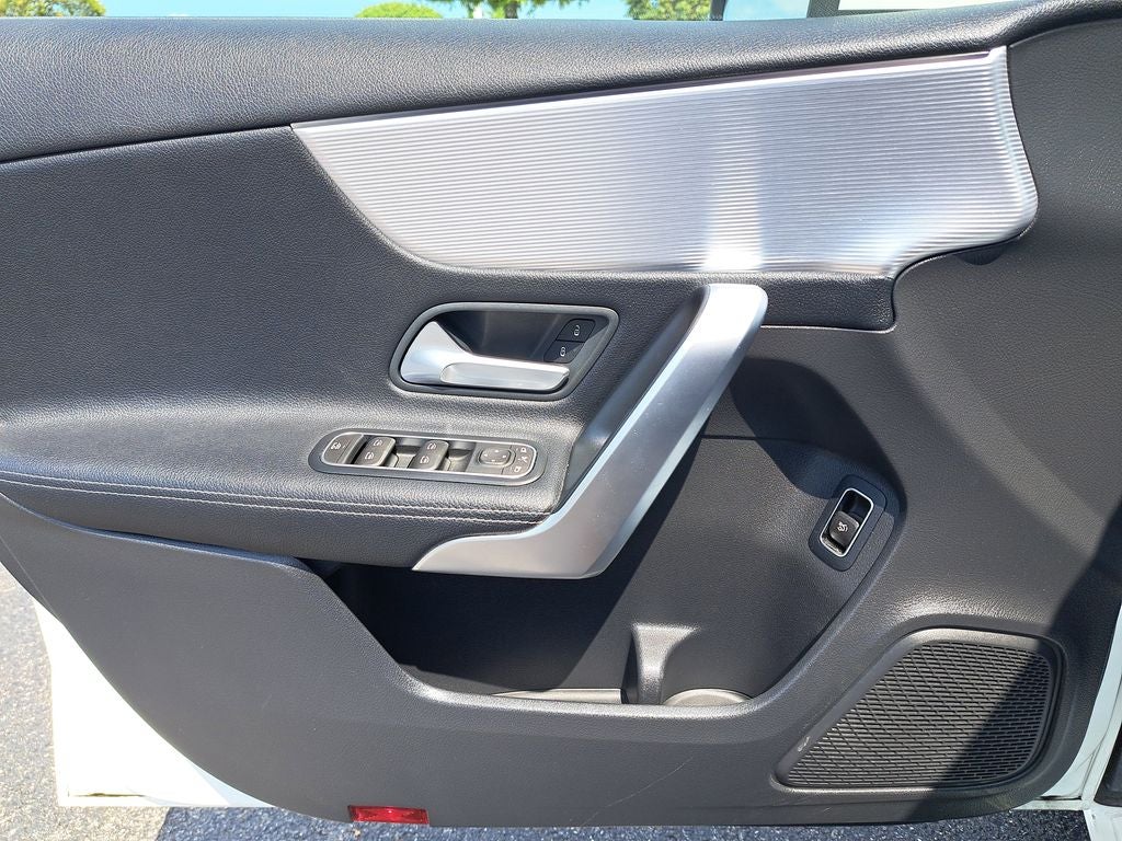 2022 Mercedes-Benz A 220 A 220