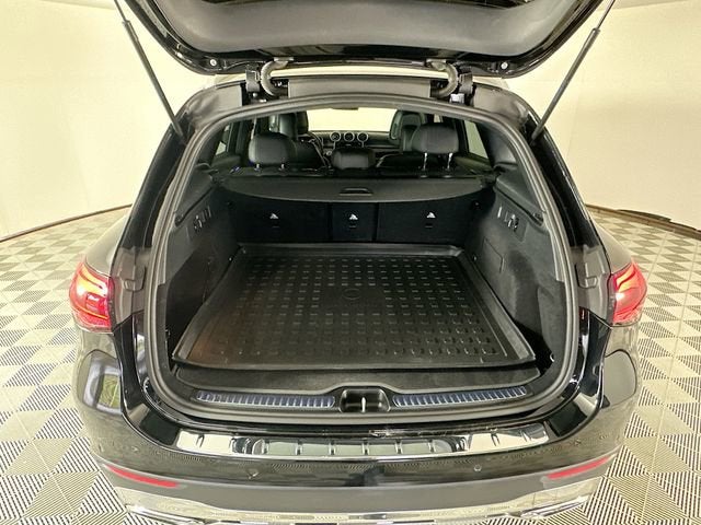 2023 Mercedes-Benz GLC GLC 300