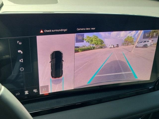 2025 Audi Q6 e-tron Premium Plus