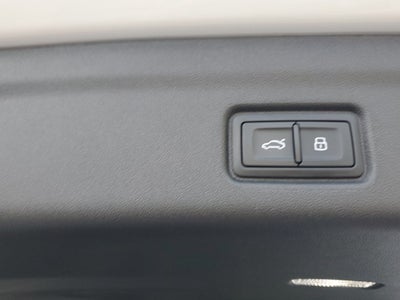 2025 Audi Q6 e-tron Premium Plus