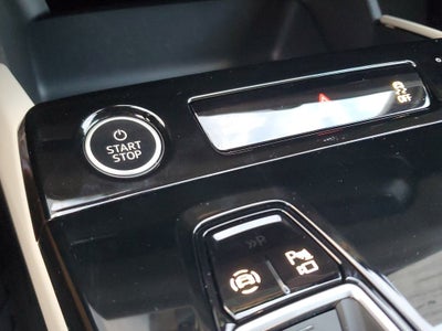 2025 Audi Q6 e-tron Premium Plus