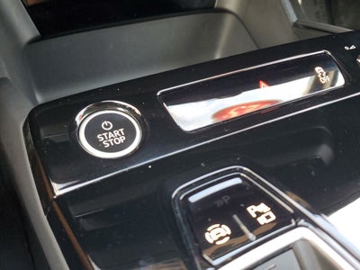 2025 Audi Q6 e-tron Premium Plus quattro