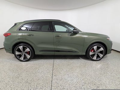 2025 Audi SQ5 Premium Plus 3.0 TFSI quattro