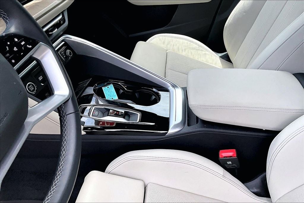 2025 Audi Q5 2.0T Premium Plus quattro