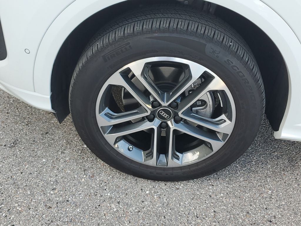 2025 Audi Q5 2.0T Premium Plus quattro