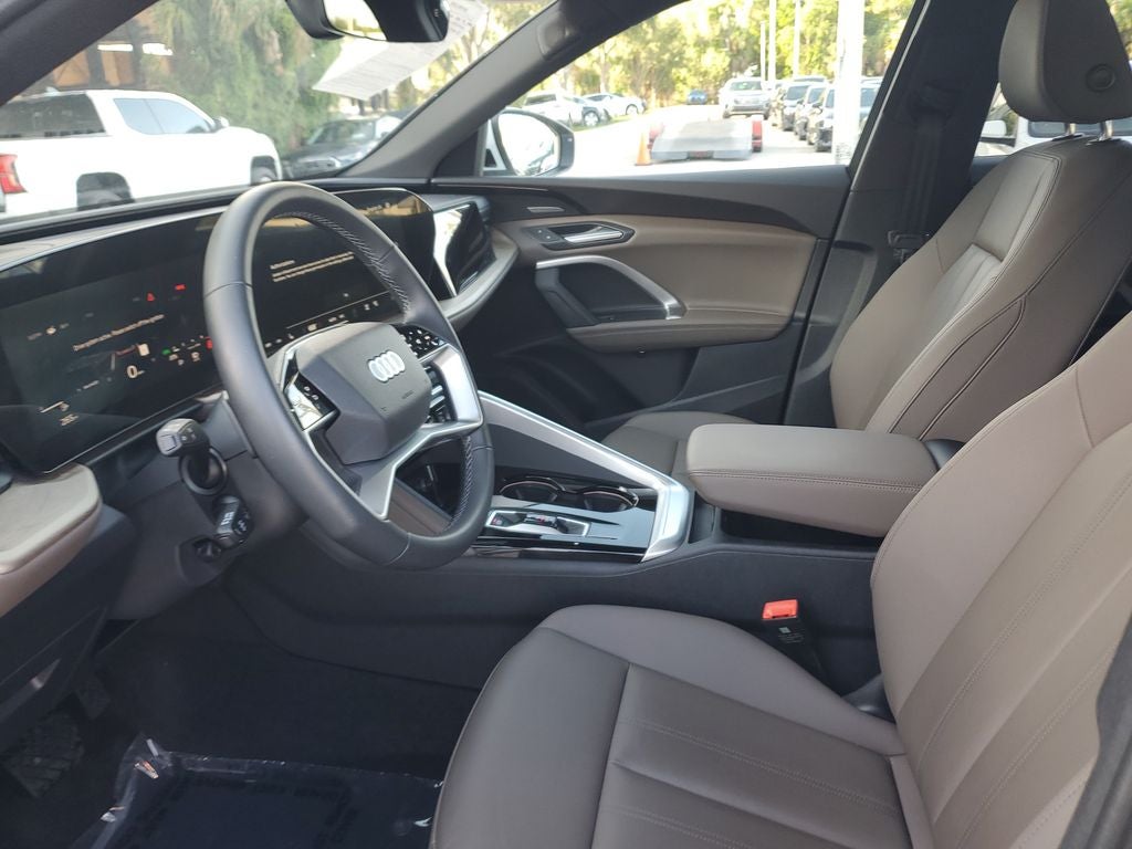 2025 Audi Q5 2.0T Premium Plus quattro