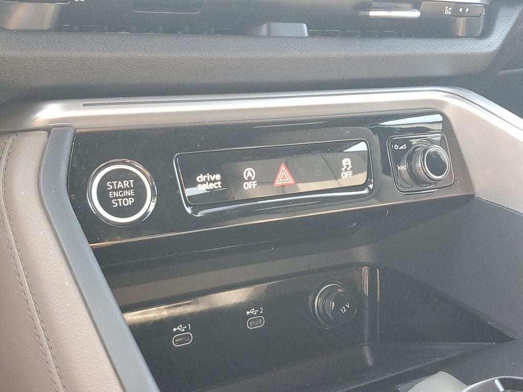 2025 Audi Q5 2.0T Premium Plus quattro