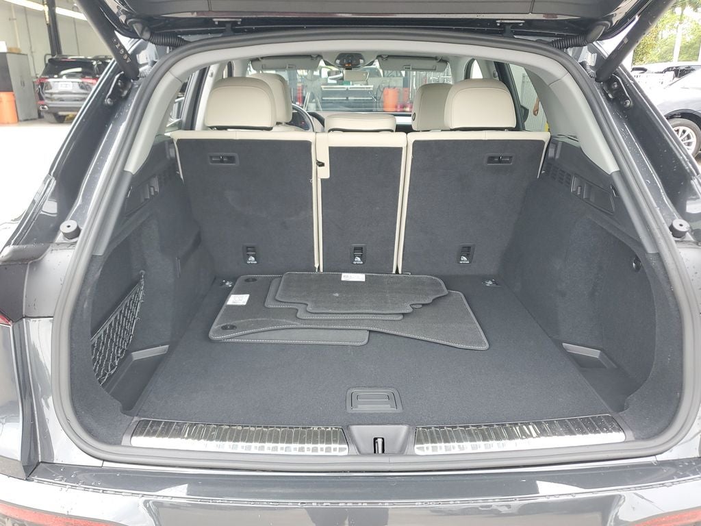 2025 Audi Q5 2.0T Premium Plus quattro