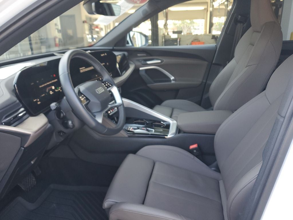 2025 Audi Q5 2.0T Premium Plus quattro