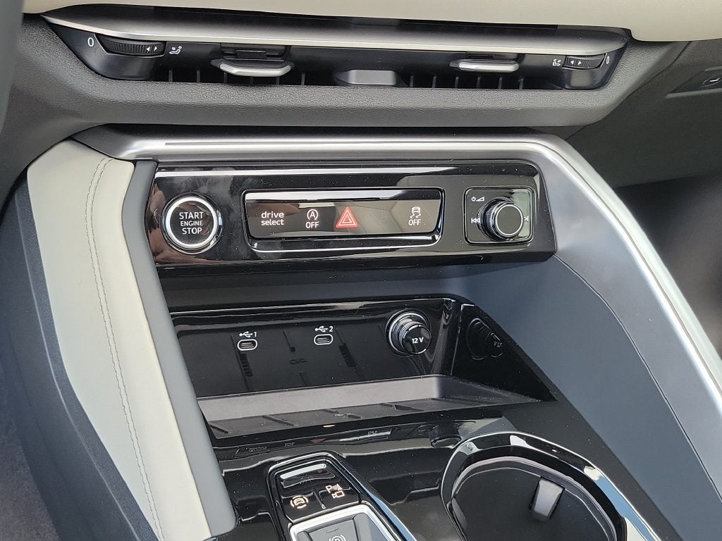 2026 Audi Q5 2.0T Prestige quattro