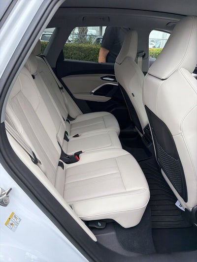 2025 Audi Q5 2.0T Prestige quattro