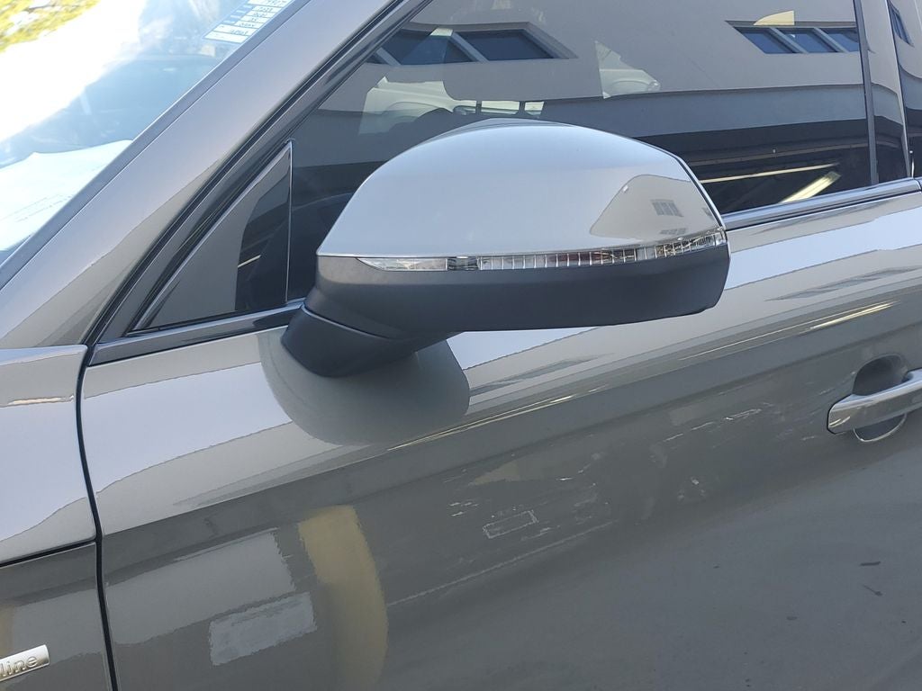 2023 Audi Q5 Sportback 45 S line Premium quattro