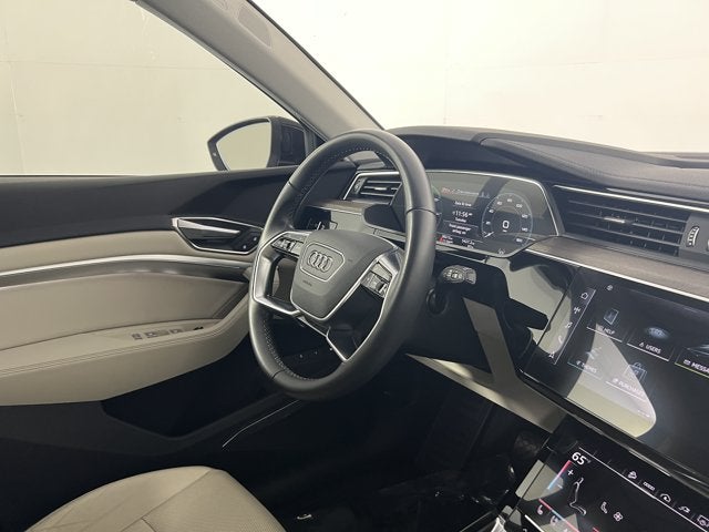 2024 Audi Q8 e-tron Premium Plus