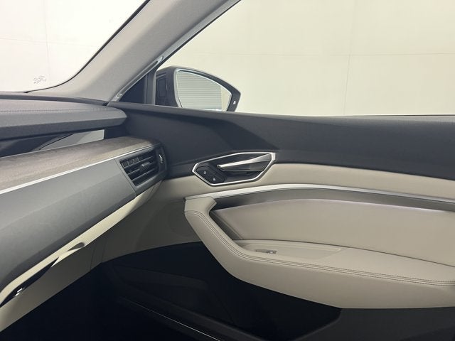 2024 Audi Q8 e-tron Premium Plus