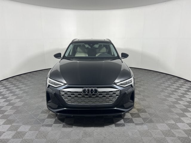 2024 Audi Q8 e-tron Premium Plus
