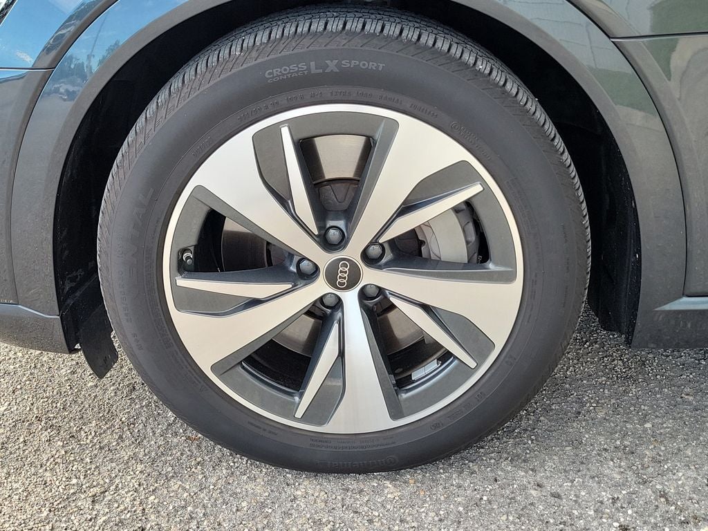 2024 Audi Q8 e-tron Premium Plus quattro