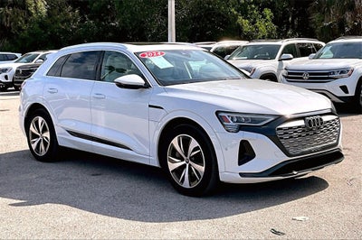 2024 Audi Q8 e-tron Premium Plus quattro