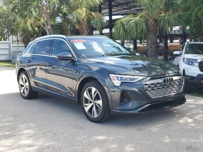 2024 Audi Q8 e-tron Premium Plus quattro