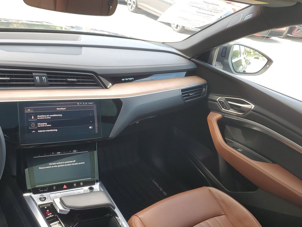 2024 Audi Q8 e-tron Premium Plus quattro
