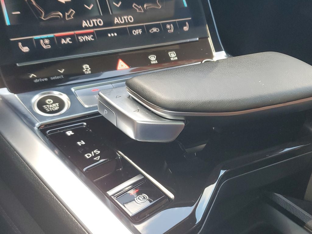 2024 Audi Q8 e-tron Premium Plus quattro