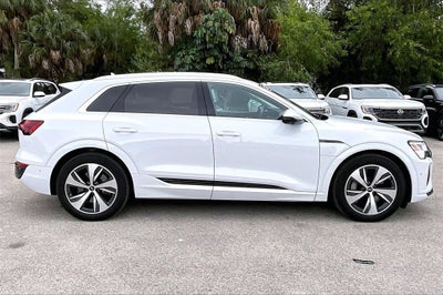 2024 Audi Q8 e-tron Premium Plus quattro