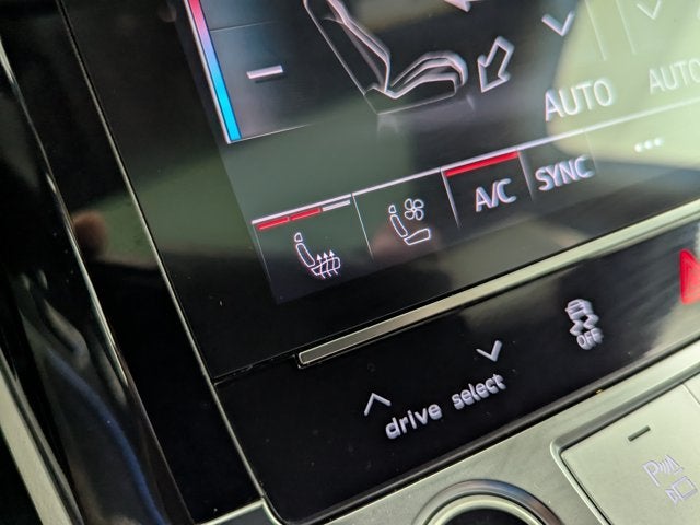2024 Audi Q8 e-tron Prestige quattro