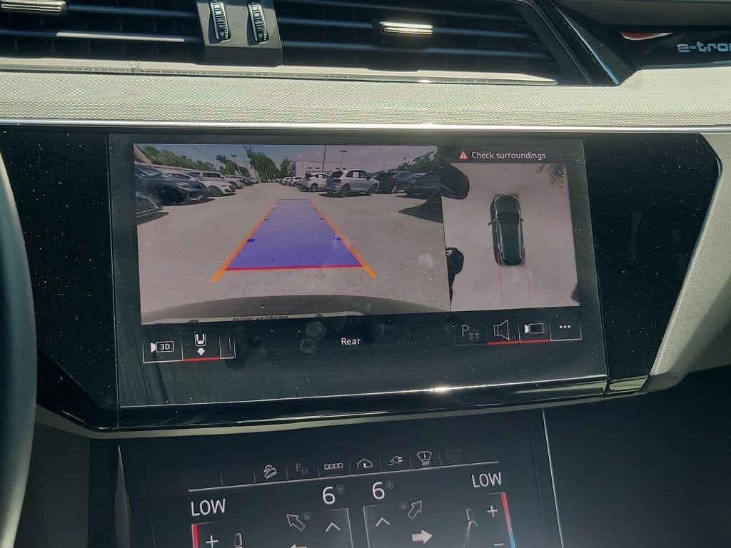 2024 Audi Q8 e-tron Prestige quattro