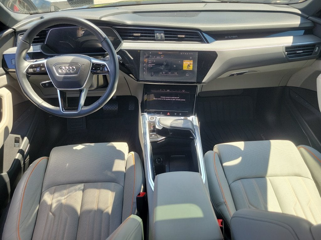 2024 Audi Q8 e-tron Prestige quattro