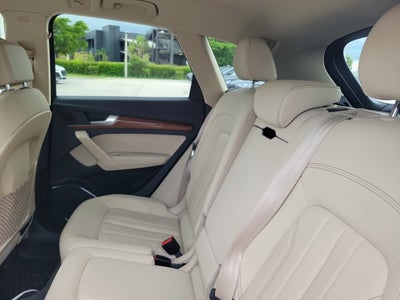 2023 Audi Q5 40 Premium