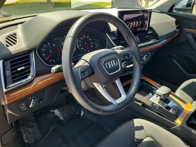 2023 Audi Q5 40 Premium