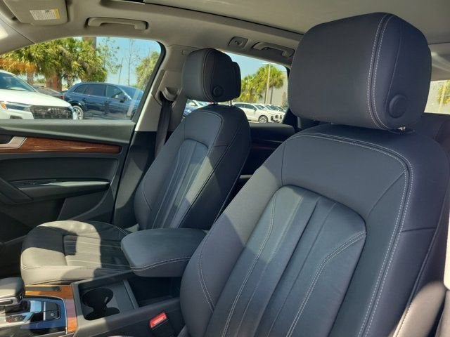 2023 Audi Q5 40 Premium
