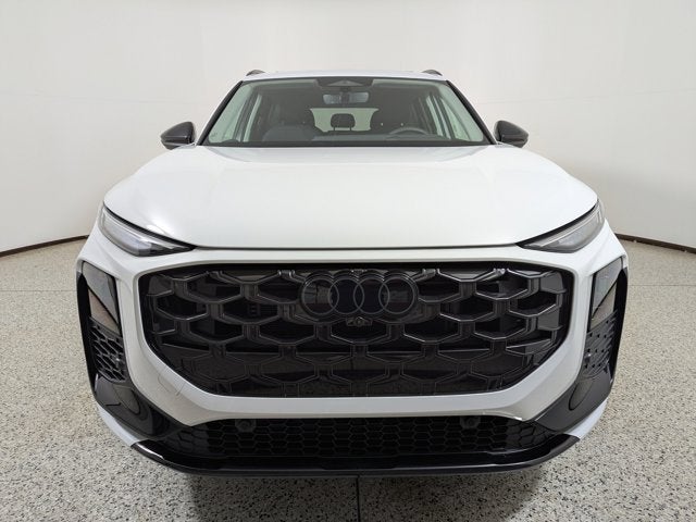 2026 Audi Q3 S line