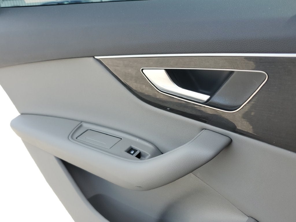 2023 Audi Q7 45 Premium quattro