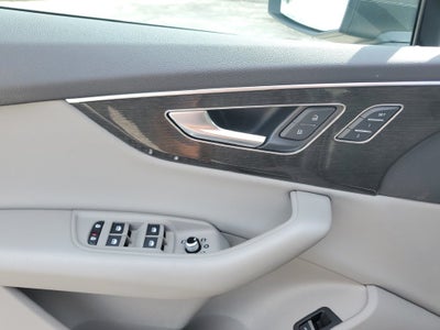 2023 Audi Q7 45 Premium quattro