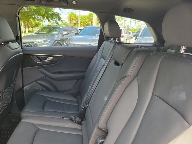 2023 Audi Q7 45 Premium