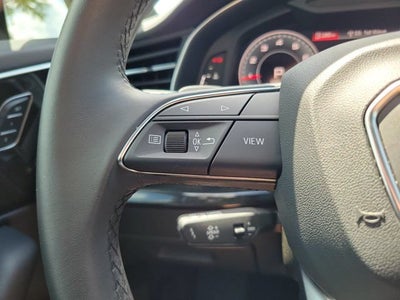 2023 Audi Q7 45 Premium