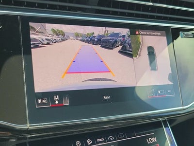 2023 Audi Q7 45 Premium