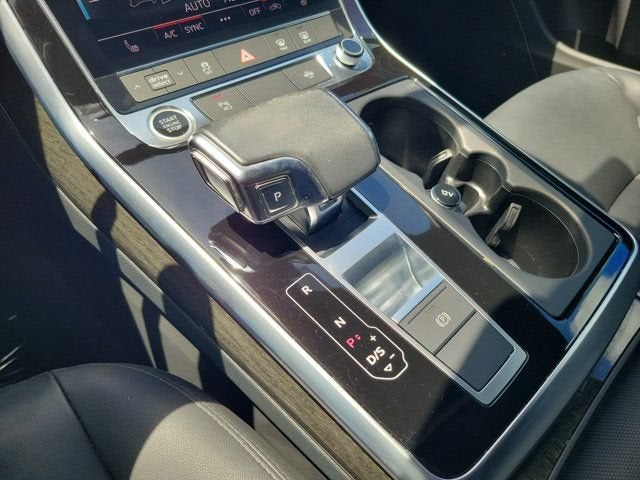 2023 Audi Q7 45 Premium