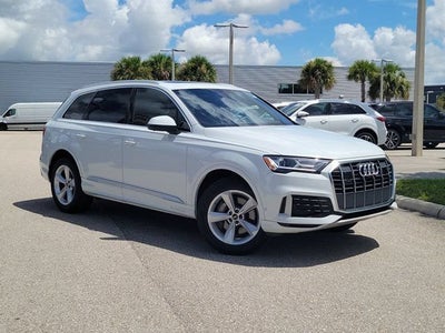 2023 Audi Q7 45 Premium